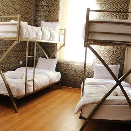 Mr Alex Hostel Тбилиси Экстерьер фото