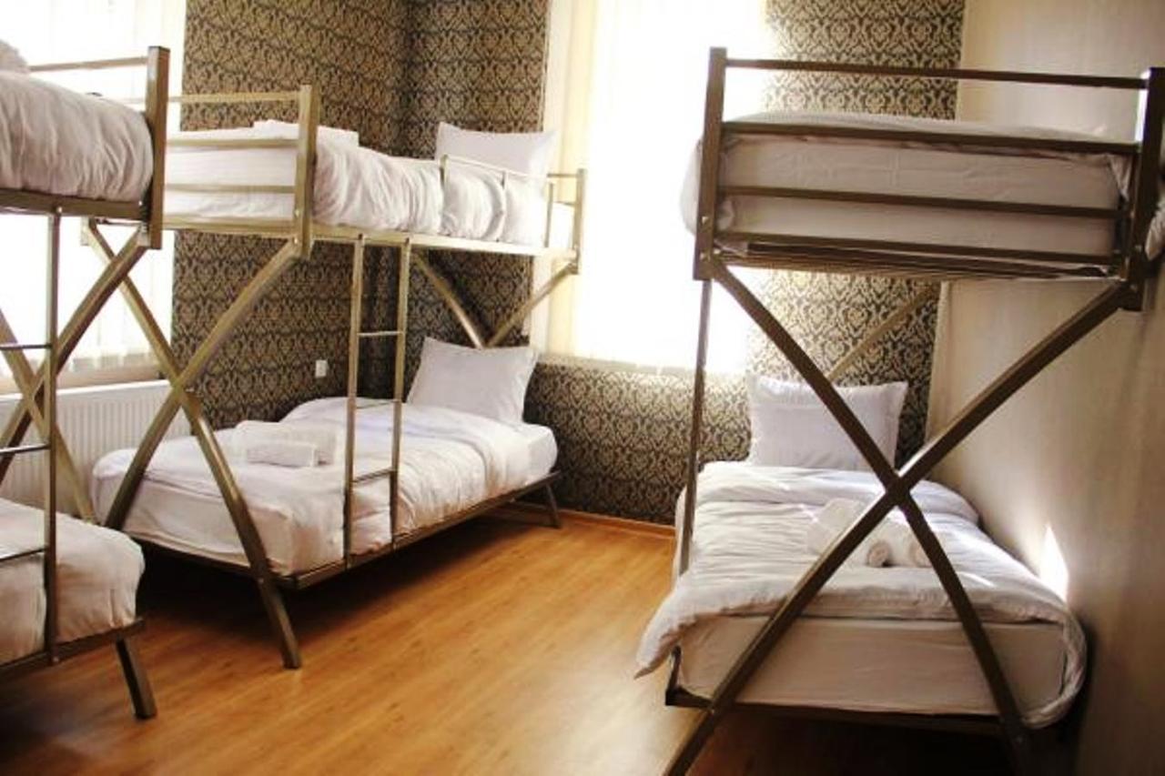 Mr Alex Hostel Тбилиси Экстерьер фото