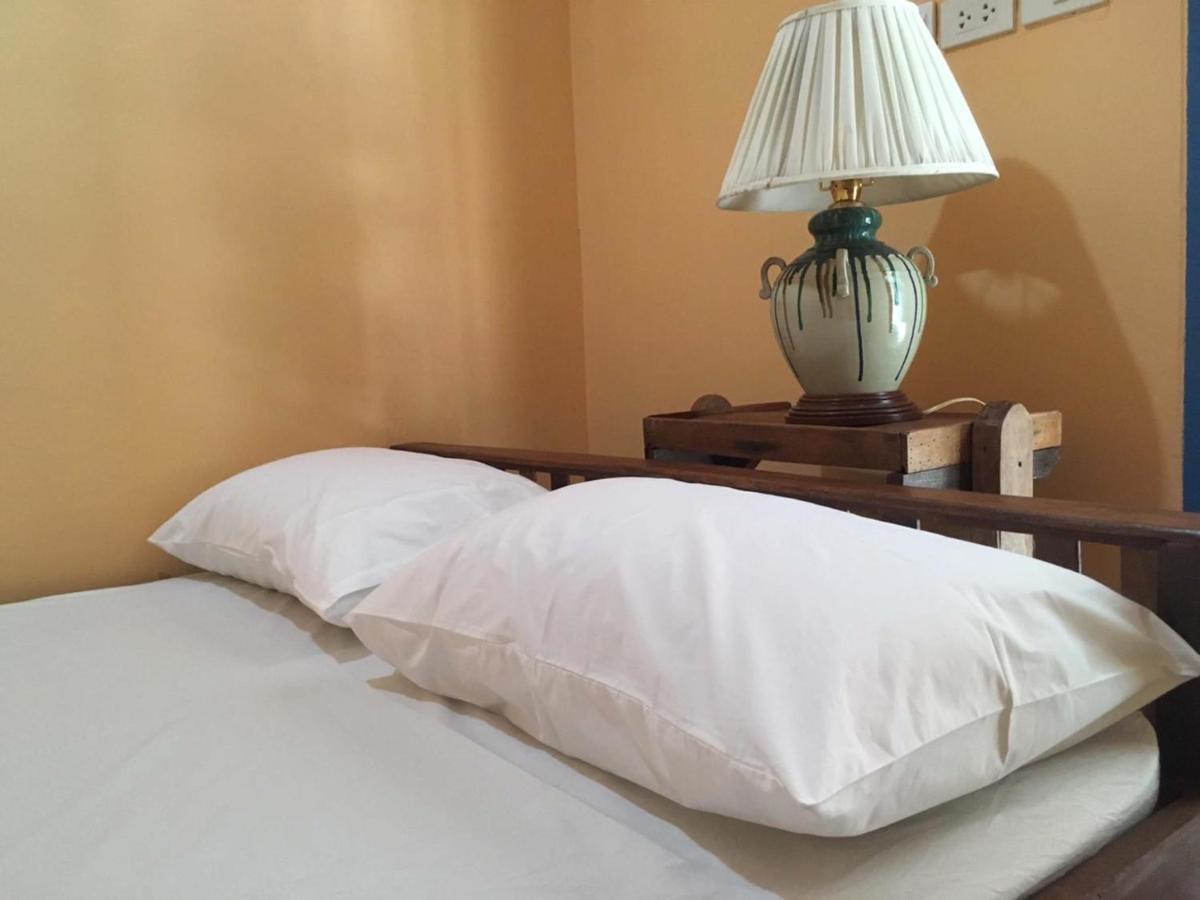 Mr Alex Hostel Тбилиси Экстерьер фото